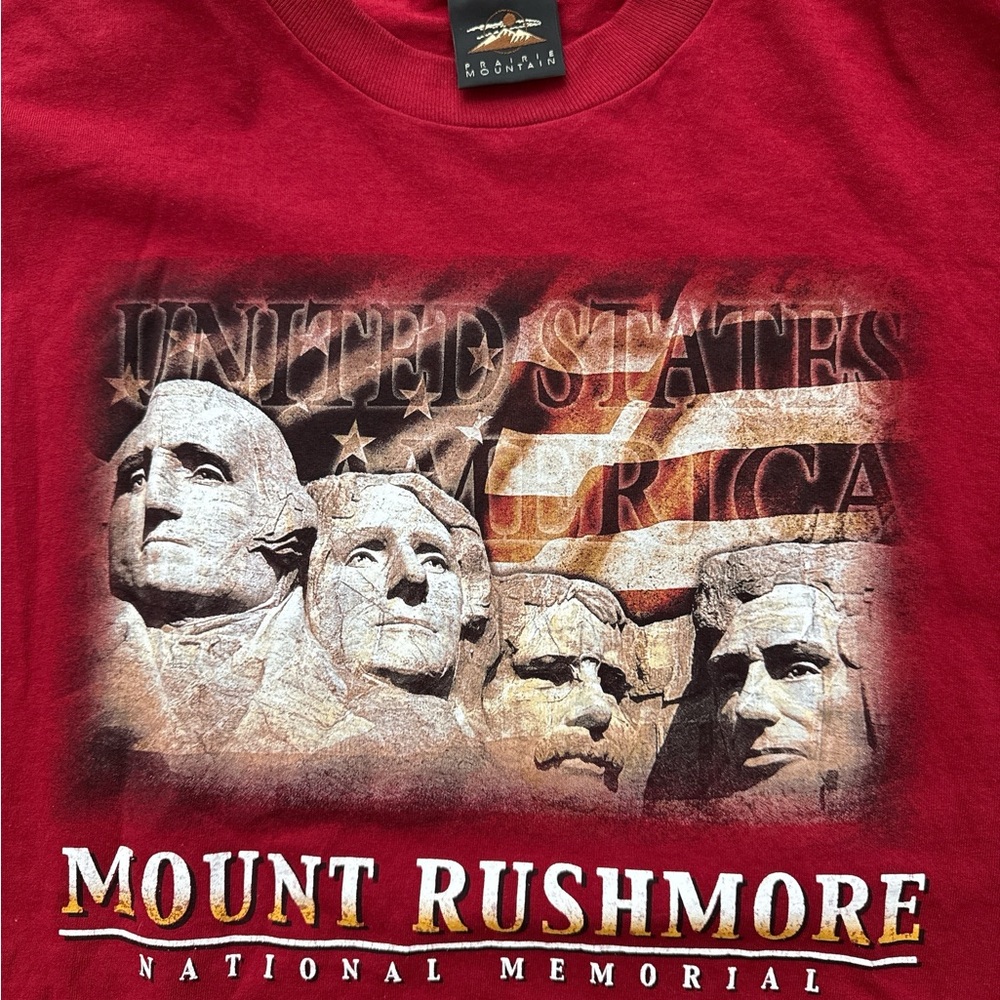Vintage Mount Rushmore‎ Men’s T-Shirt Size Large Maroon/Red USA Made American